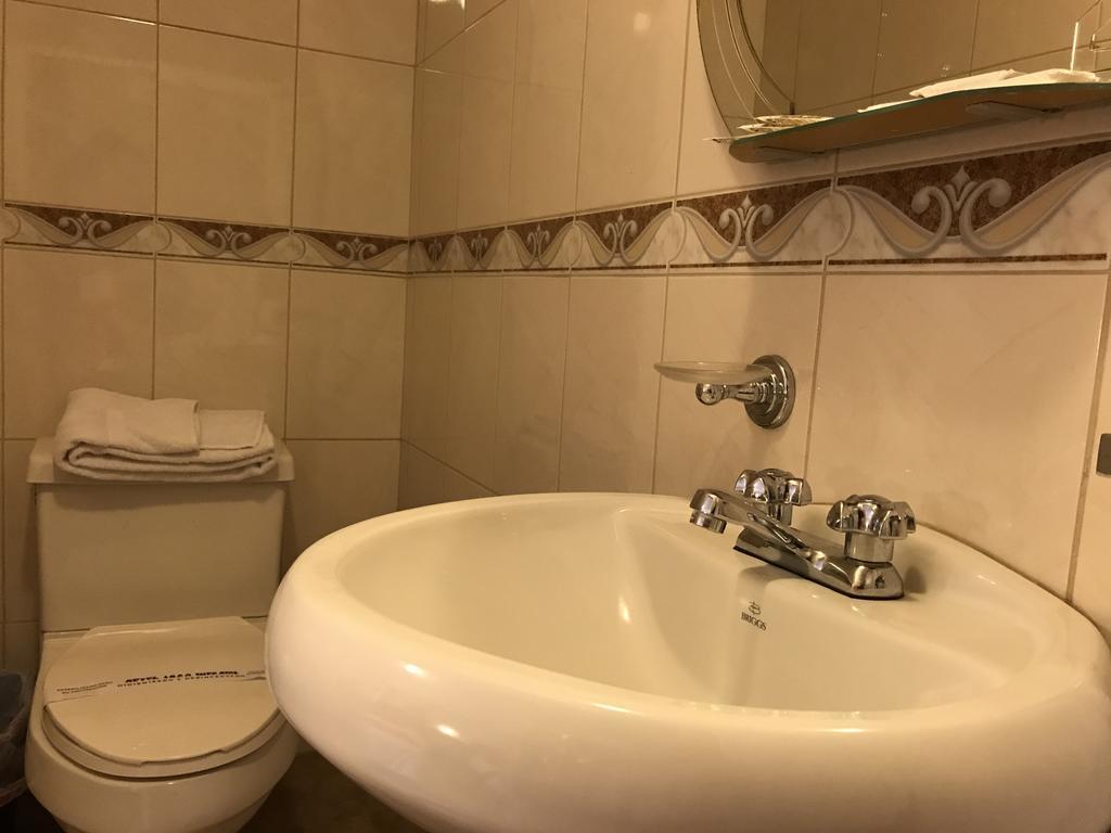 Hotel Inca Imperial Кито Екстериор снимка